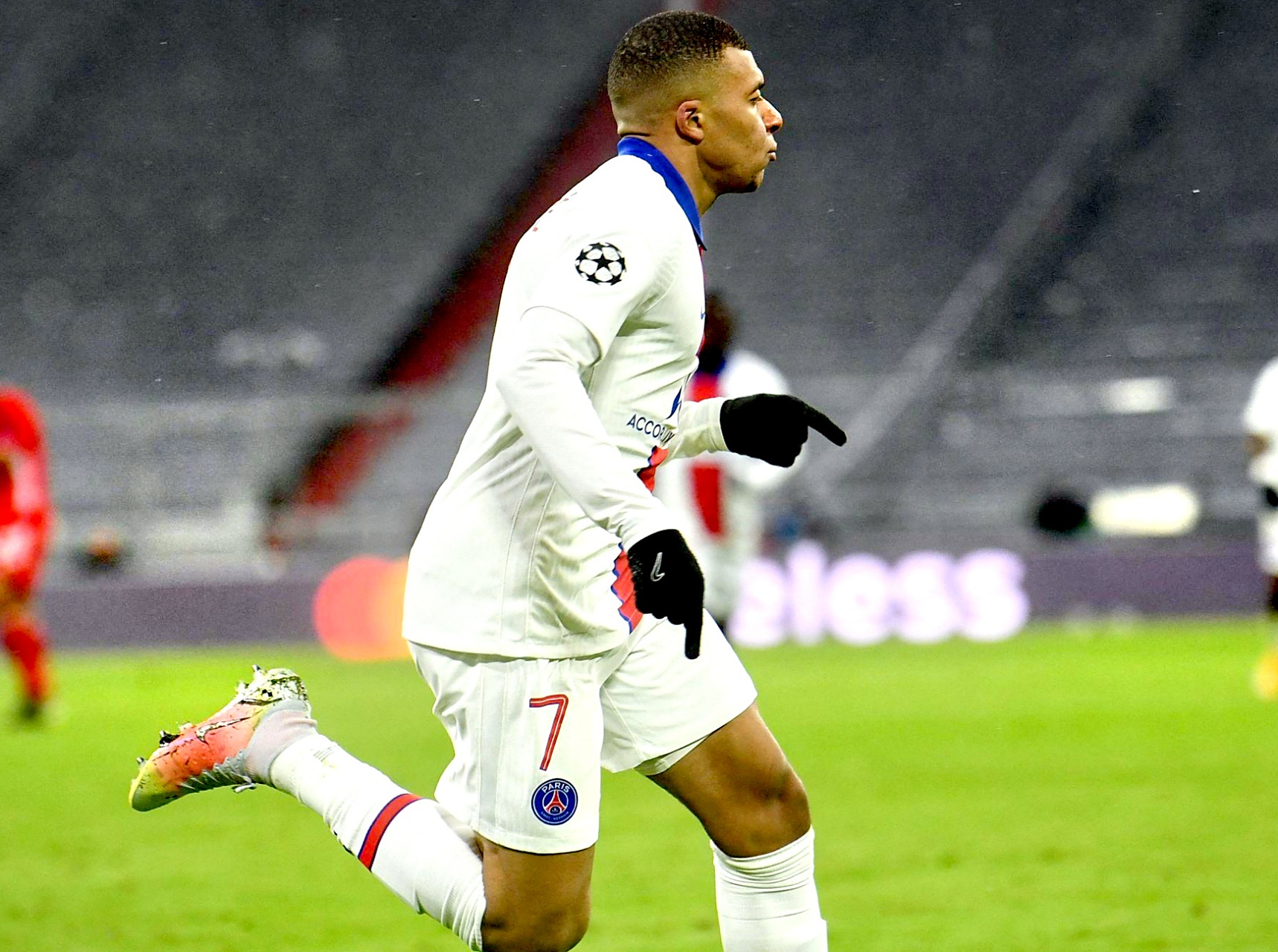 九游官网入口充值-法兰克福vs门兴格拉德巴赫比分预测