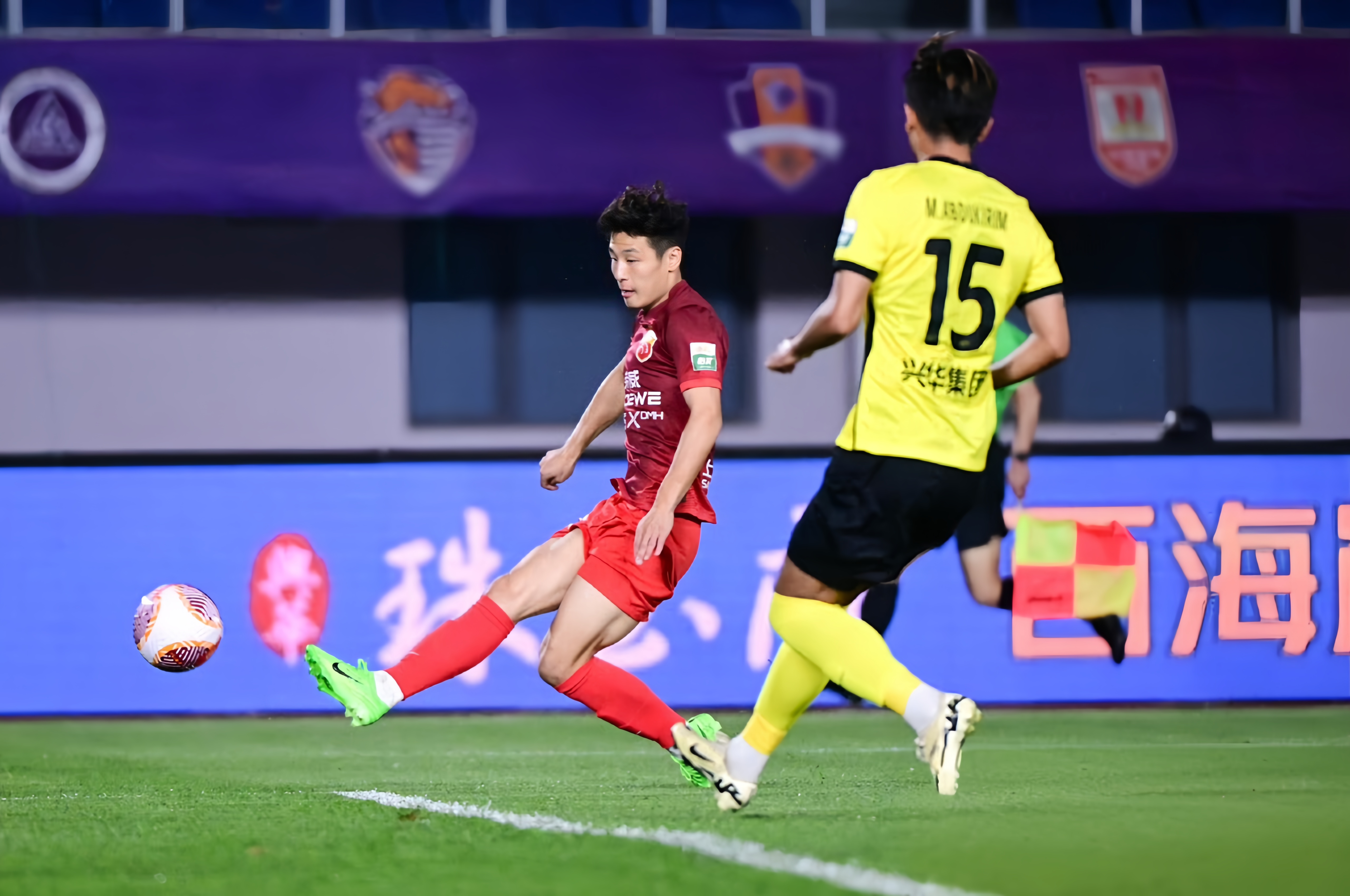 九游官网入口充值-今晨突围战来临；西汉姆围绕国王杯单刀错失；底气十足；年轻球员得到机会(利物浦胜继续领跑)