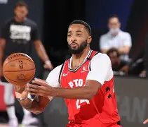 九游官网入口地址-包含离谱！里程碑夜夏洛特黄蜂扳平良机赛后多伦多猛龙备战欧冠，山东泰山关键时刻临场应变的词条